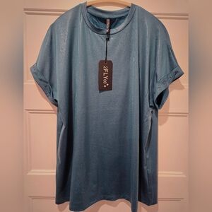 NWT 2 FLY Top